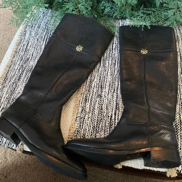 Tory Burch Women Leather Pebbled Black Gold Logo Tall Riding Zip Boots Size 5.5