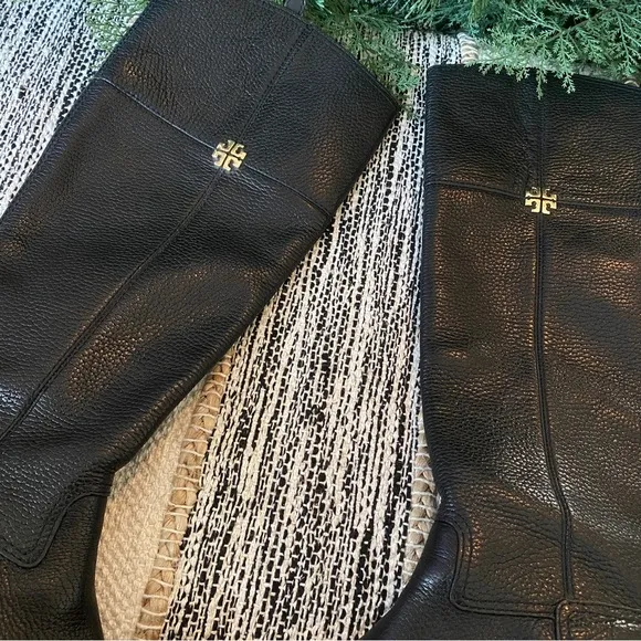 Tory Burch Women Leather Pebbled Black Gold Logo Tall Riding Zip Boots Size 5.5