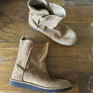 UGG‎ 1017533 Alida Suede Chestnut Slouch Unlined Snow Winter Womens Boots Size 9