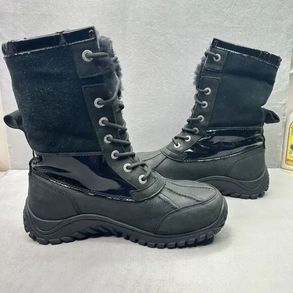 UGG Adirondack II Womens Size 8 Snow Boots Black Sheepskin Winter Lace-Up