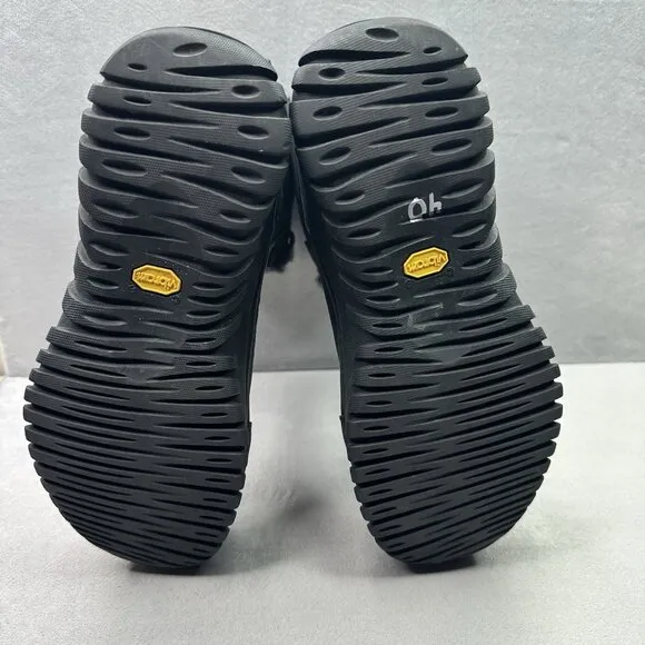 UGG Adirondack II Womens Size 8 Snow Boots Black Sheepskin Winter Lace-Up