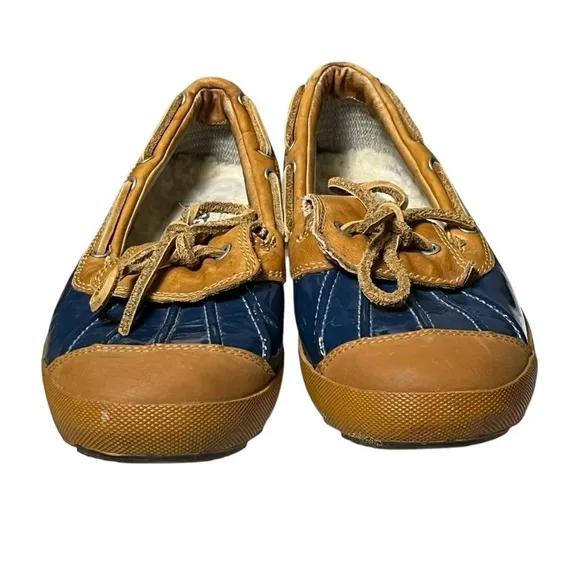 UGG Australia Ashdale Slip On Waterproof Duck Shoes Women’s Size 8 Blue Loafers