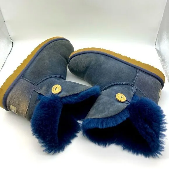 UGG Australia Bailey Genuine Sheepskin Boots Size 7