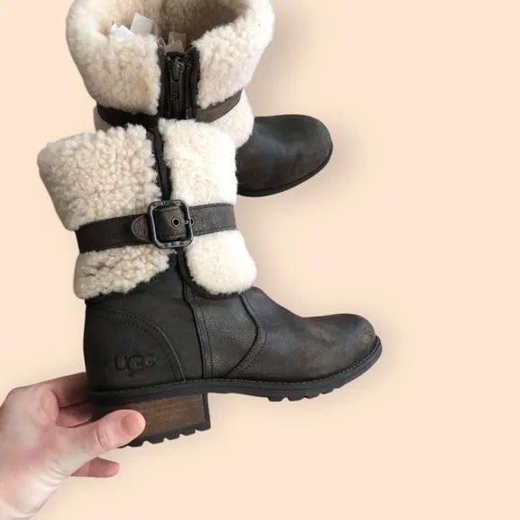 UGG Australia Blayre II Boot Brown Espresso Leather Sheepskin Cuff Women Size 6