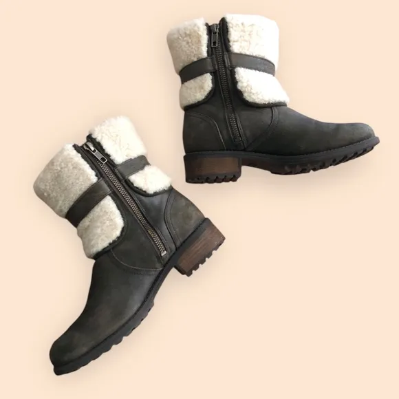 UGG Australia Blayre II Boot Brown Espresso Leather Sheepskin Cuff Women Size 6