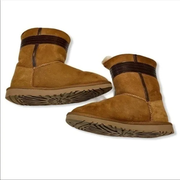 UGG Australia Women chestnut Josette boots size 6