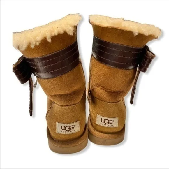UGG Australia Women chestnut Josette boots size 6