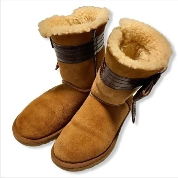 UGG Australia Women chestnut Josette boots size 6