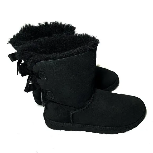 UGG Bailey Bow II Women Boots Size 6