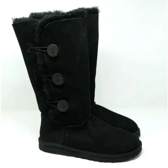Ugg Bailey Button Triplet II Sheepskin Snow Boots Sz 6 Black Women