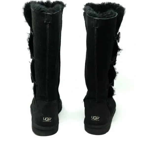 Ugg Bailey Button Triplet II Sheepskin Snow Boots Sz 6 Black Women