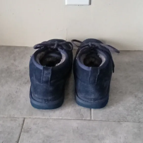 UGG boots size 6 men