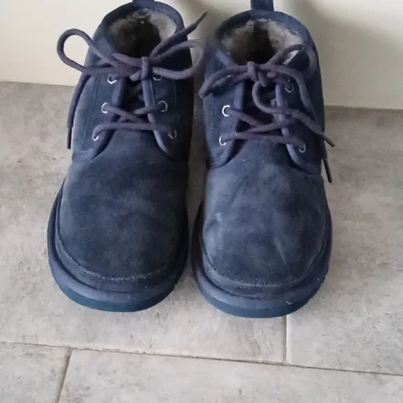UGG boots size 6 men