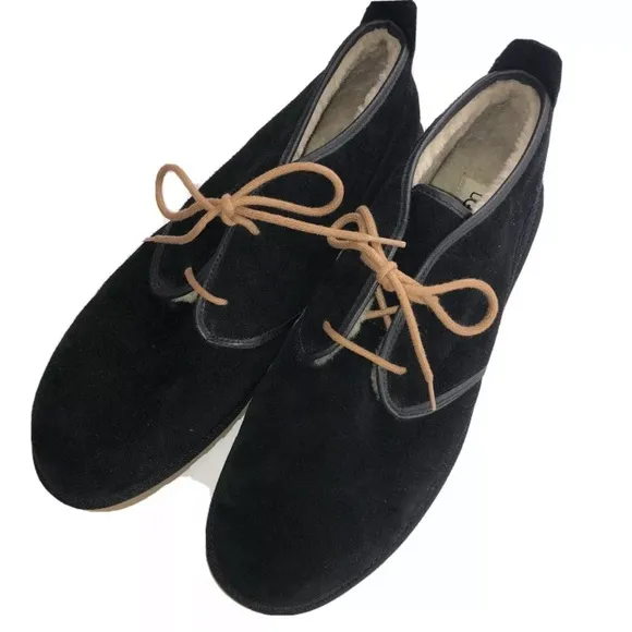 Ugg Chukka Boots sz 18 New