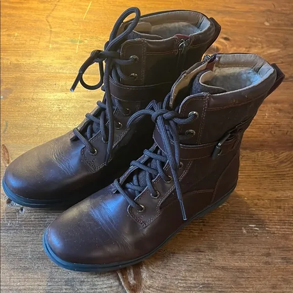UGG Kesey Ankle Boots Womens Sz 7