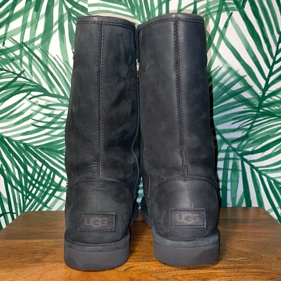 UGG Malindi Black Smooth Leather Fold Down Sheepskin Boots Women’s 9 1013007