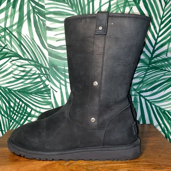 UGG Malindi Black Smooth Leather Fold Down Sheepskin Boots Women’s 9 1013007