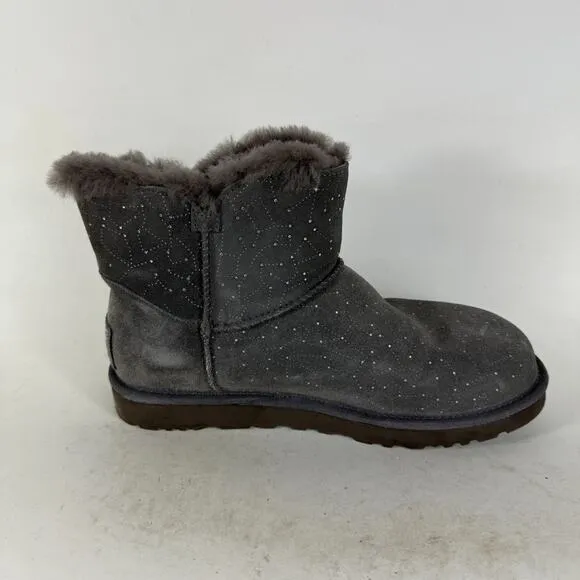Ugg Mini Bailey Button II Snow Boots Women's 9 Gray Suede Pull On Round Toe