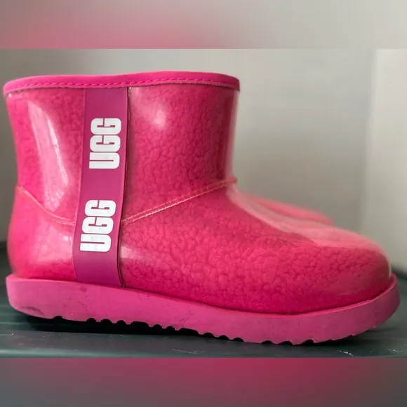 UGG Pink Boots Women’s Size 5 EUC