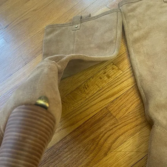 Ugg Tan Women’s Suede Knee-High Boots 9.5