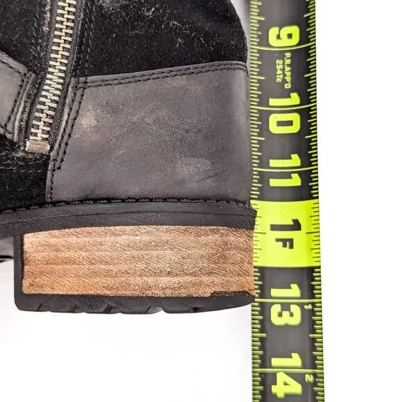 UGG Women Everglyde Black Suede Moto Biker Buckle Boots size 7.5