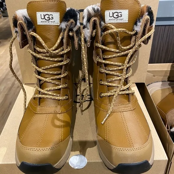 UGG | Zaylee Leopard Snow Boots Chestnut Brown NEW