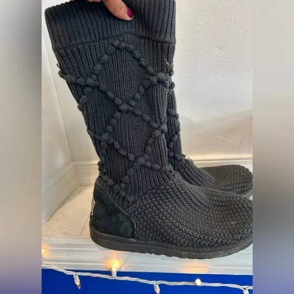 Uggs Knit Boot Women’s Size 8 EUC