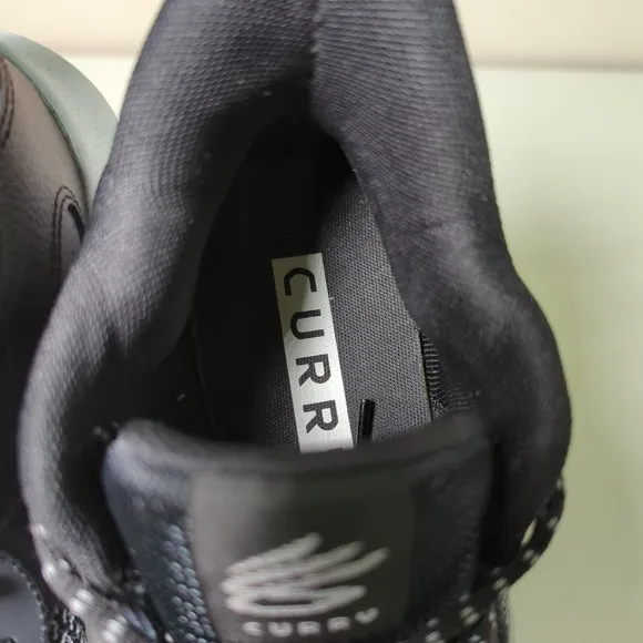 Under Armour Curry 3Z 24 Basketball Shoes(Medium/D) - Black M8 W9.5