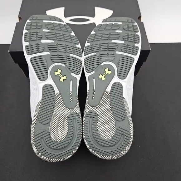 Under Armour HOVR Turbulence 2 Running Shoes Green White Gray‎ Men's Size 11 New