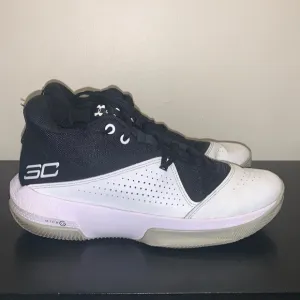 Under Armour SC 3ZERO IV Men's Athletic Shoes Sneaker Size 11.5.