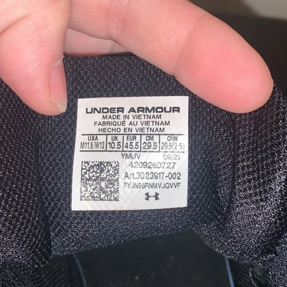 Under Armour SC 3ZERO IV Men's Athletic Shoes Sneaker Size 11.5.