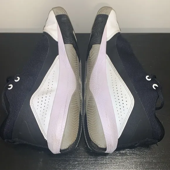 Under Armour SC 3ZERO IV Men's Athletic Shoes Sneaker Size 11.5.