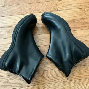[US7.5]LL Beans Women Black Soft Leather Ankle Boots