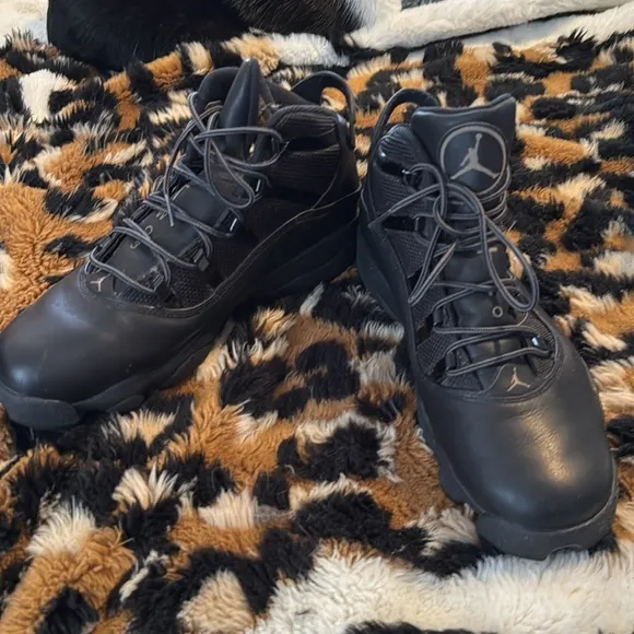 Used Nike Jordan winterized boots