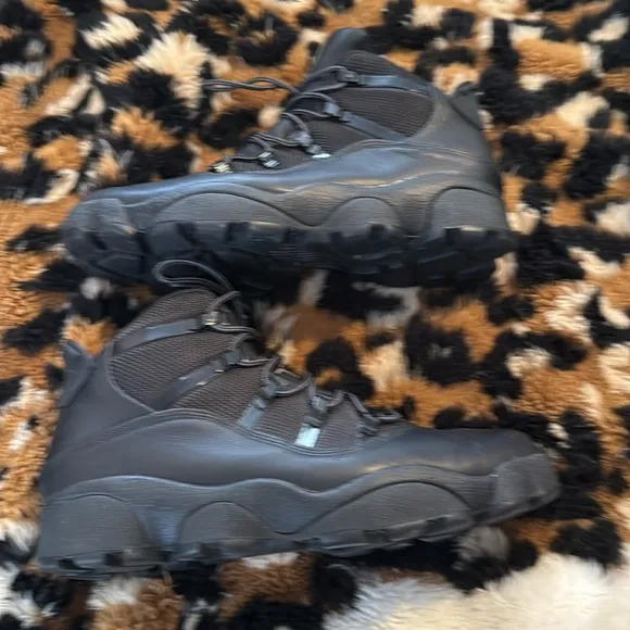 Used Nike Jordan winterized boots