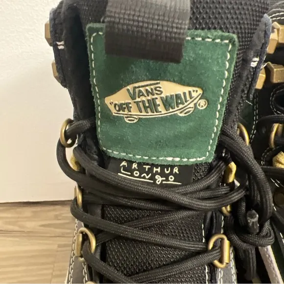 VANS Arthur Longo Snow Kicker GoreTex MTE-3 GTX Winter Boots Women’s 5 $280 NWOB