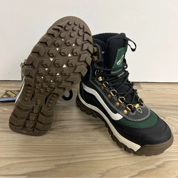 VANS Arthur Longo Snow Kicker GoreTex MTE-3 GTX Winter Boots Women’s 5 $280 NWOB