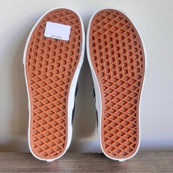 Vans Classic Slip On Unisex Fruit Skull Shoes Size 6.5 or 5 #449