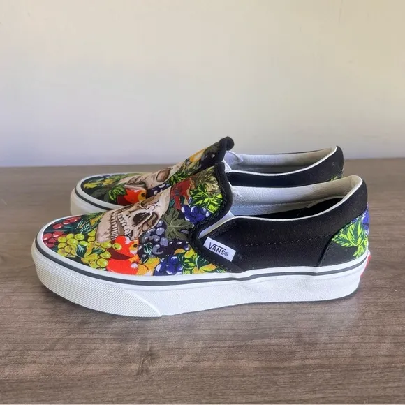 Vans Classic Slip On Unisex Fruit Skull Shoes Size 6.5 or 5 #449