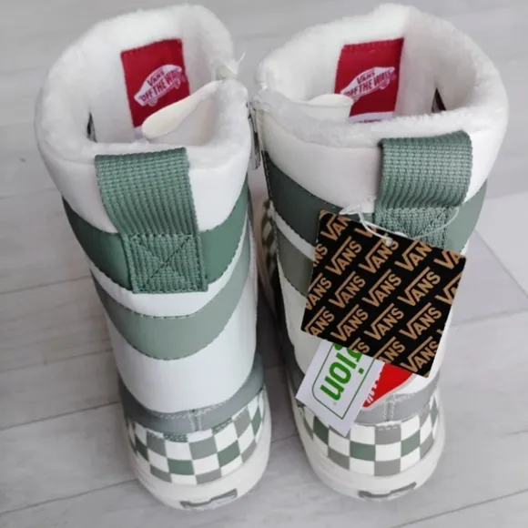 VANS NEW Slip-On VANSGUARD Snow Boots checkerboard