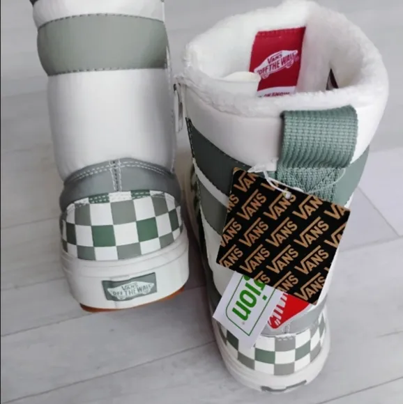 VANS NEW Slip-On VANSGUARD Snow Boots checkerboard