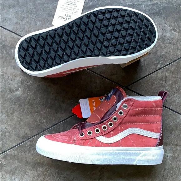 VANS SK8-Hi MTE Beet Red WMNS