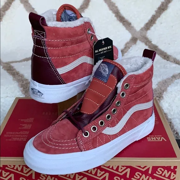VANS SK8-Hi MTE Beet Red WMNS