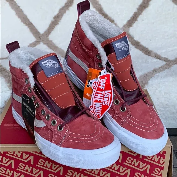 VANS SK8-Hi MTE Beet Red WMNS