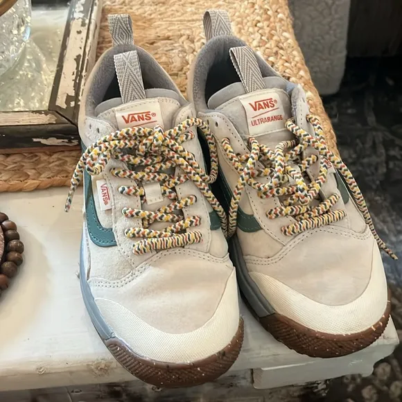 Vans Ultra Range MTE exo suede shoes