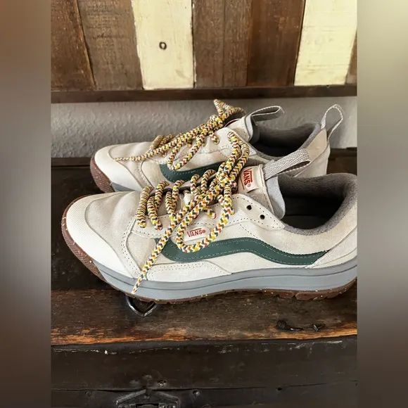 Vans Ultra Range MTE exo suede shoes