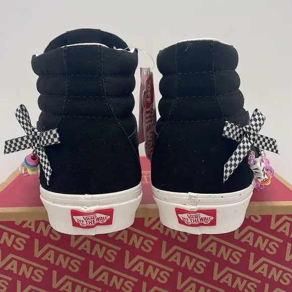 Vans WMNS Black High-Top Sneakers Sk8-HiVansware Black/True WhiteVN0A4BVT6BT