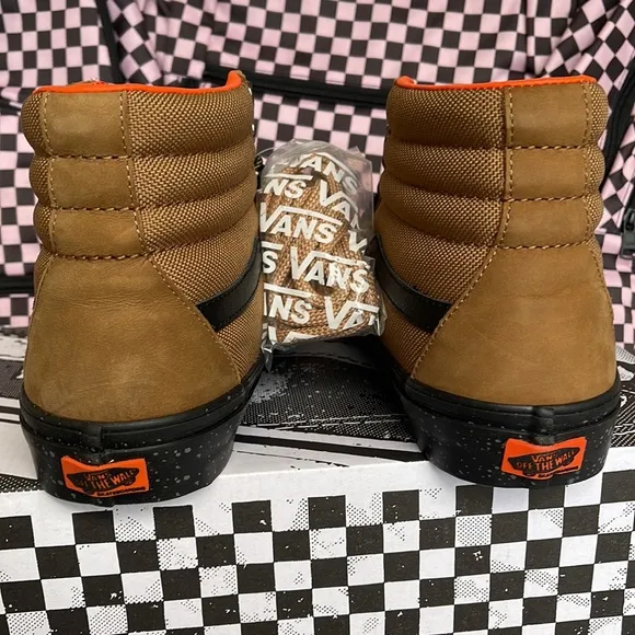 Vans WMNS Skate Sk8-HiOutdoor Brown/BlackVN0ASFCCY49Sneakers Boots