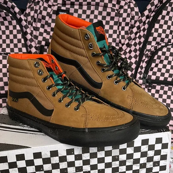 Vans WMNS Skate Sk8-HiOutdoor Brown/BlackVN0ASFCCY49Sneakers Boots