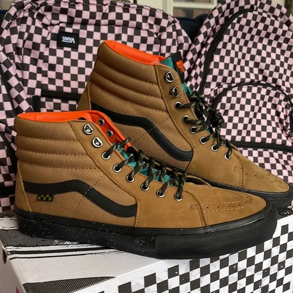 Vans WMNS Skate Sk8-HiOutdoor Brown/BlackVN0ASFCCY49Sneakers Boots